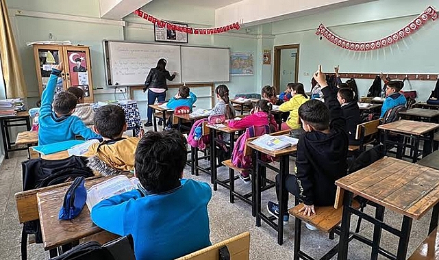Yarın okul var