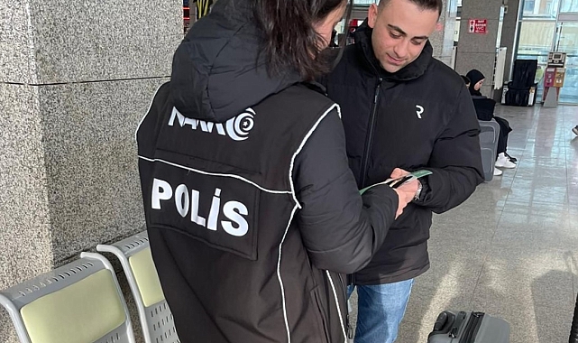 Bayburt'ta vatandaşlara 'Metamfetamin Fotoblok' eğitimleri verildi