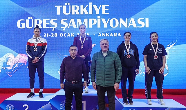 Milli güreşçi Akkuş'tan Türkiye şampiyonluğu