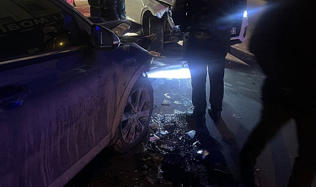 Bayburt’ta trafik kazası! 3 araç hasar gördü!