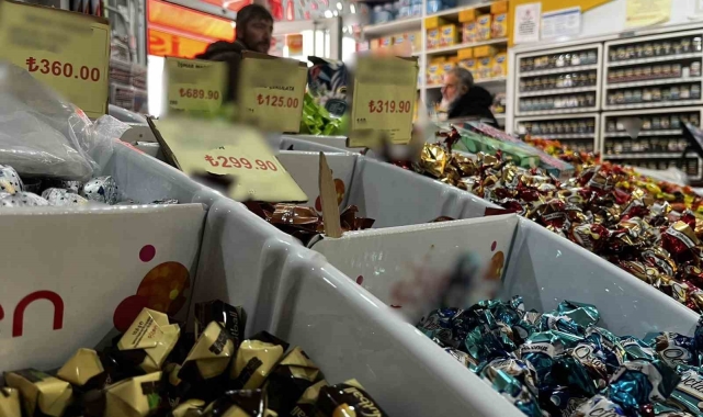 Bayburt'ta bayram şekerleri tezgâhlarda yerini aldı