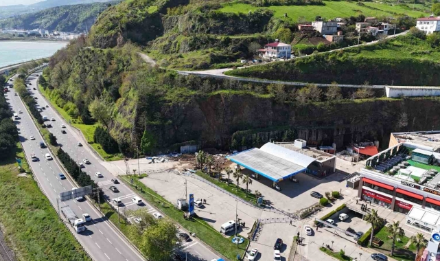 Samsun'da 3 kişinin öldüğü heyelan bölgesi havadan görüntülendi