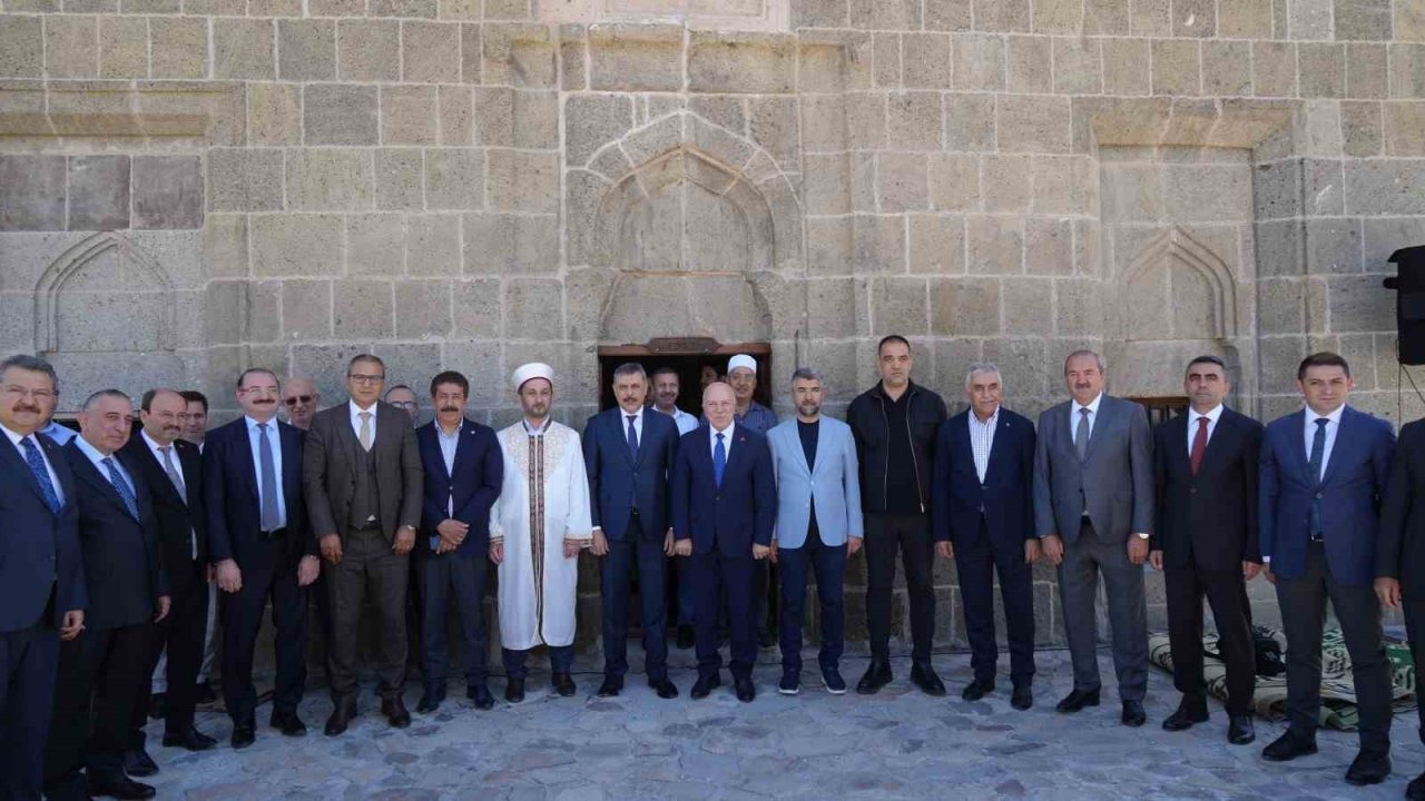 Erzurum Kale Mescit ’inde bir ilk