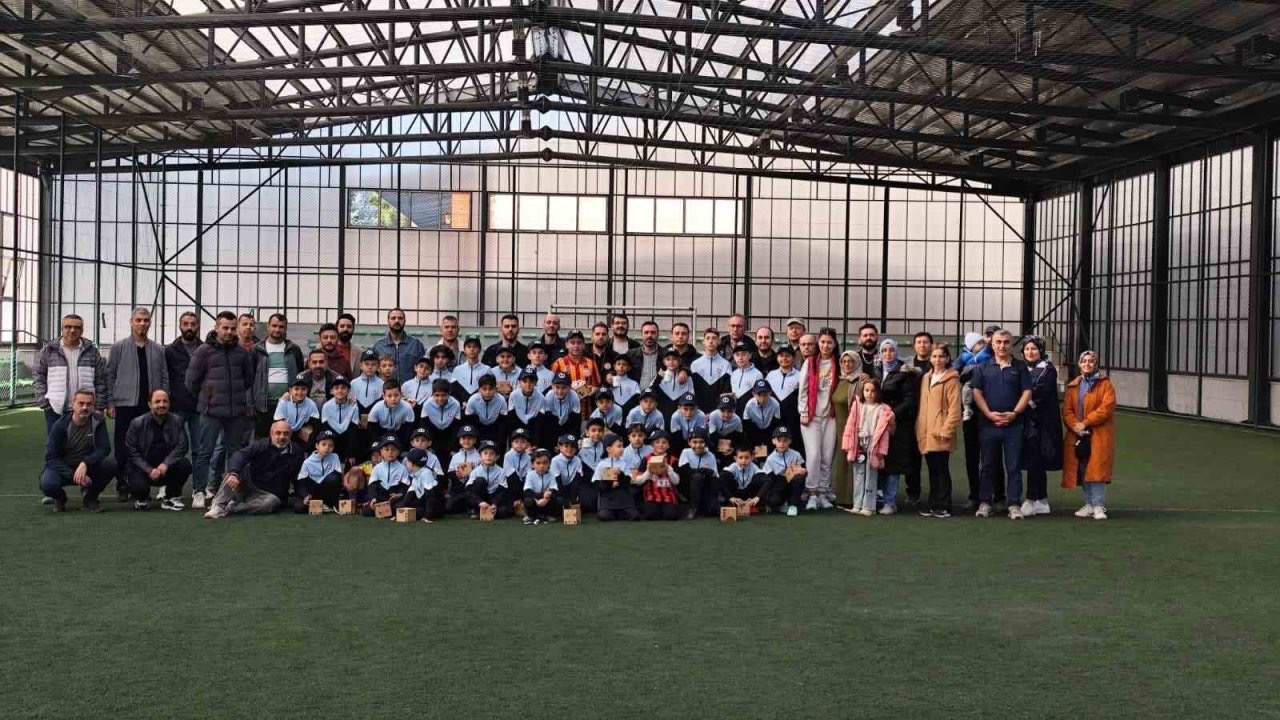 Anadolu Üniversitesi Spor Kulübü kış okulunda çalışmalar sürüyor