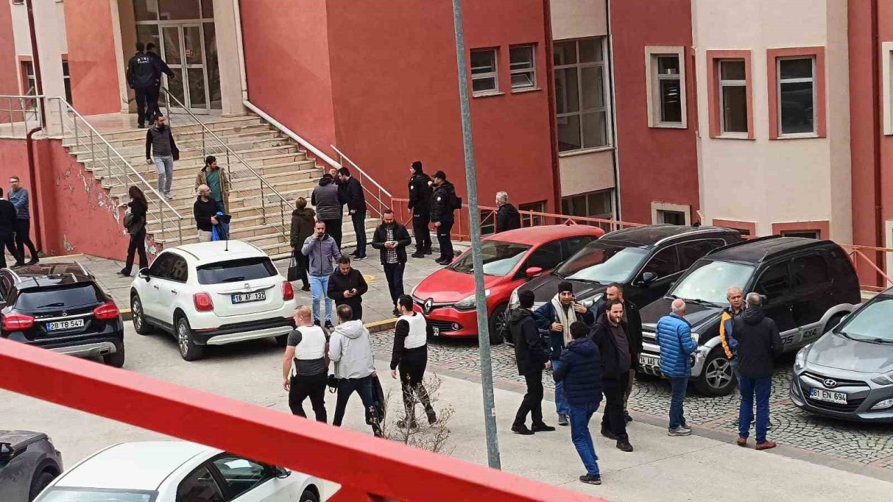 Gümüşhane Üniversitesi’nde silahlı rehine krizi