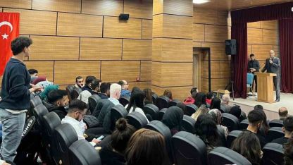 ÜNİDES sertifika teslim programı gerçekleştirildi