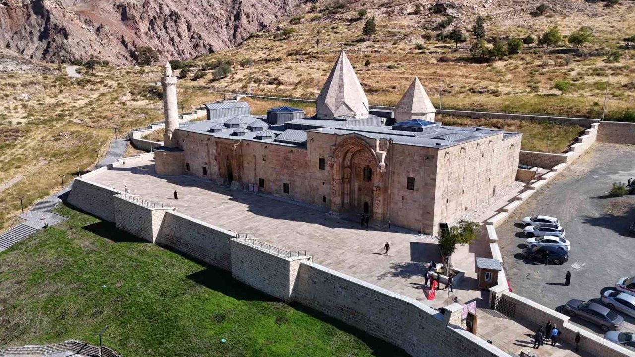 Antidepresanlar yokken ecdat, ruh hastalıklarını sesle tedavi ediyordu