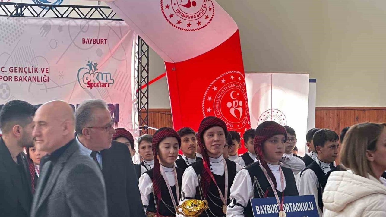 Bayburt Ortaokulu Türkiye finallerinde...