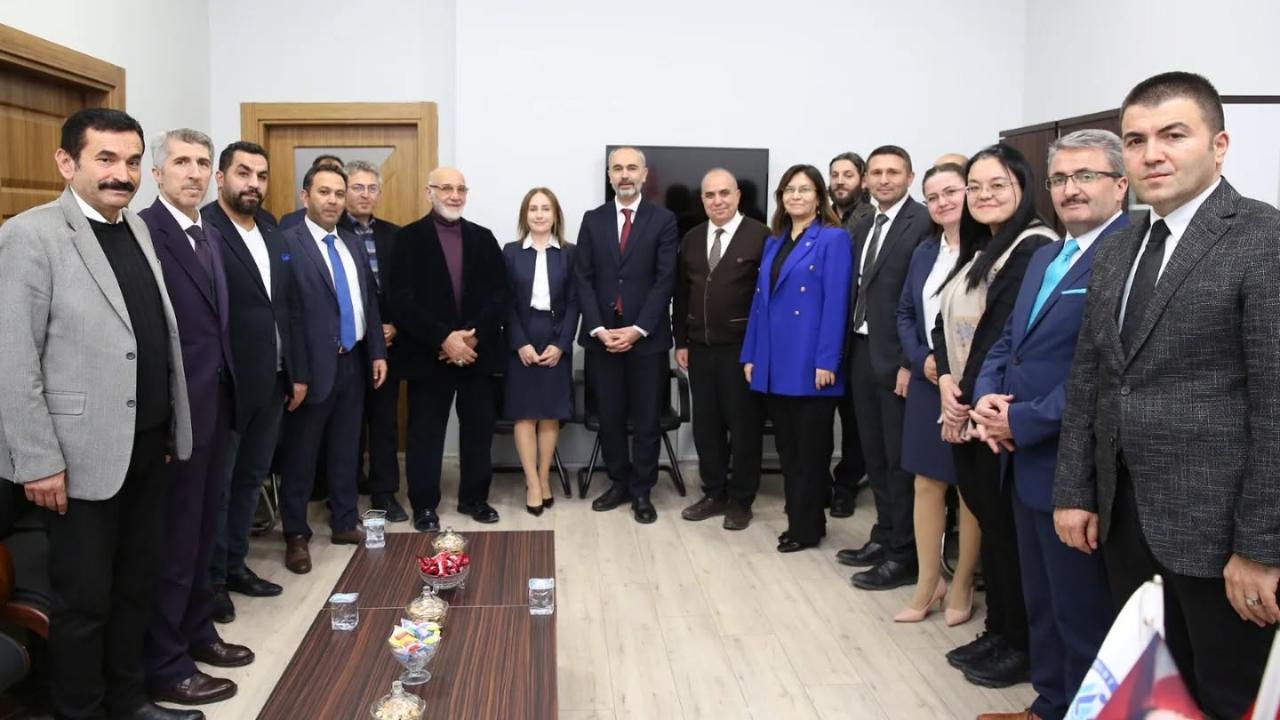 Üniversitede atama heyecanı