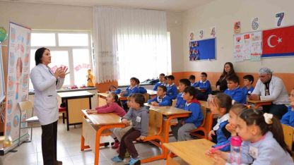 Okullarda sağlık seferberliği: Minikler hem eğlendi hem öğrendi