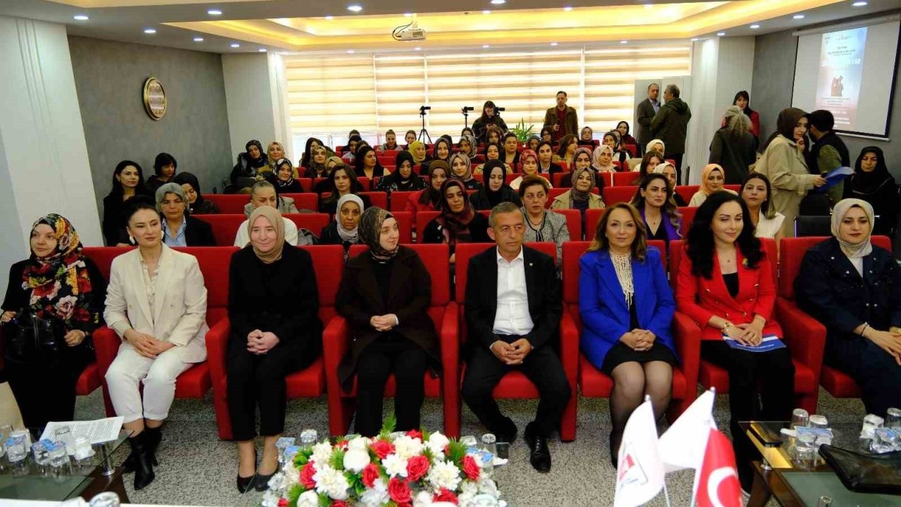 Başarı hikâyeleri "Zirvede Kadın Var!" etkinliğinde paylaşıldı