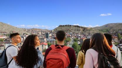 Bayburt Türkiye’nin en genç 9. şehri oldu!