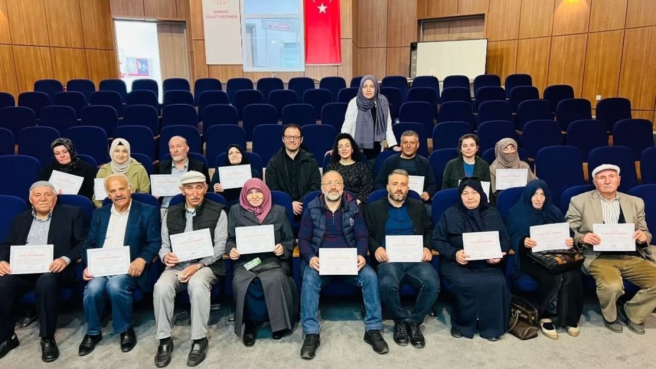Diyabet okulu eğitimleri devam ediyor