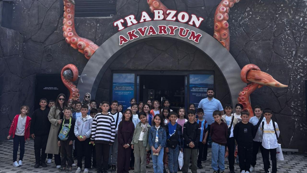 Minik yürekler Trabzon’da moral depoladı