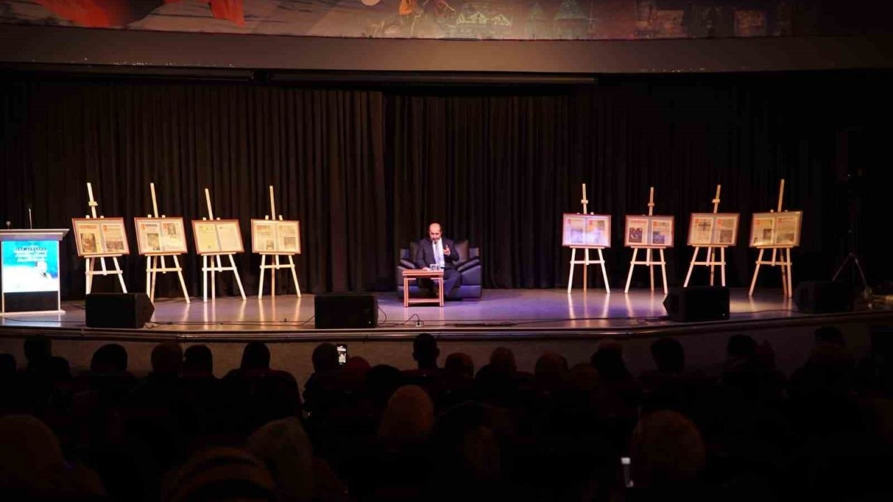 "Zor Zamanda Konuşan Adam: Necip Fazıl Kısakürek" programına yoğun ilgi