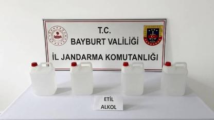 Sahte alkol üretimine jandarma engeli: Kargo kolilerinden etil alkol çıktı!