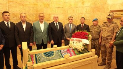 Dede Korkut Türbesi ziyaret edildi