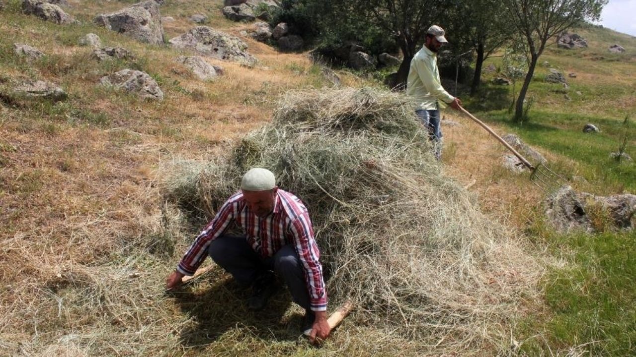 Erzincan’da vatandaşların kış hazırlığı