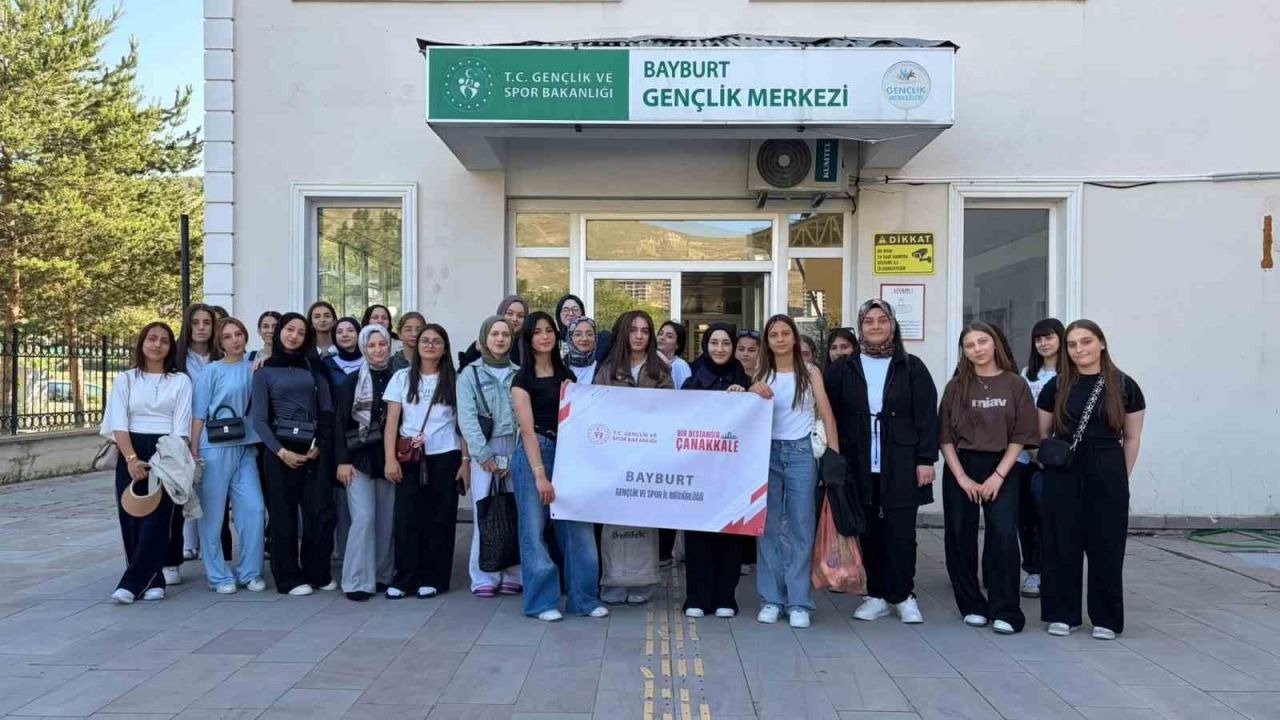 Gençler ecdadının izinde Çanakkale’ye gitti